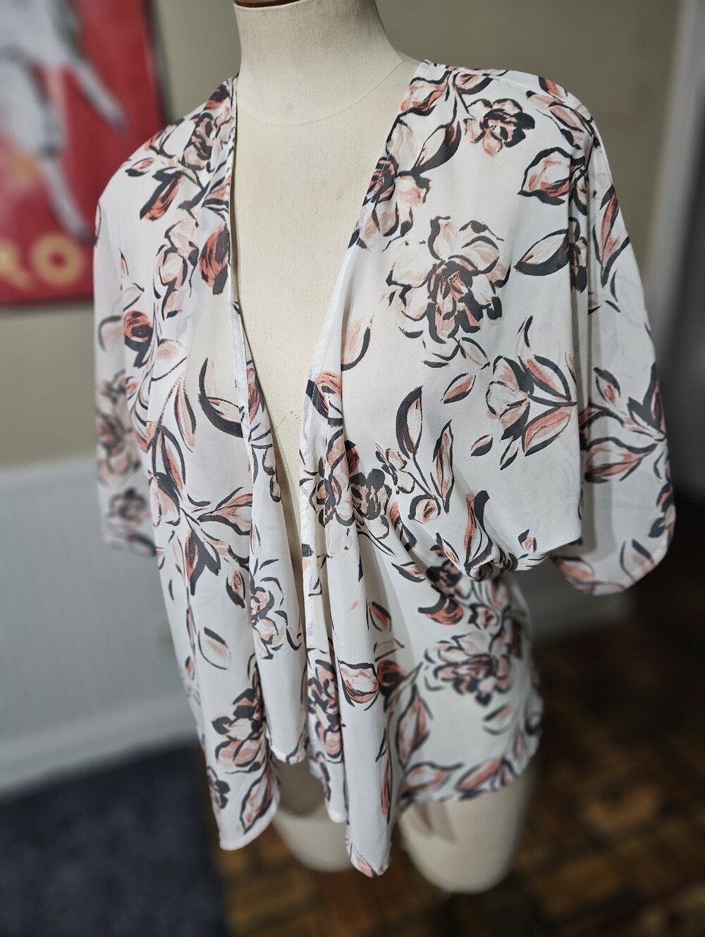 Liberty Love Floral Kimono Large